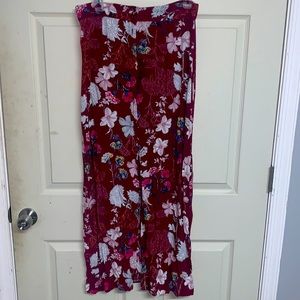 Floral Maxi skirt
